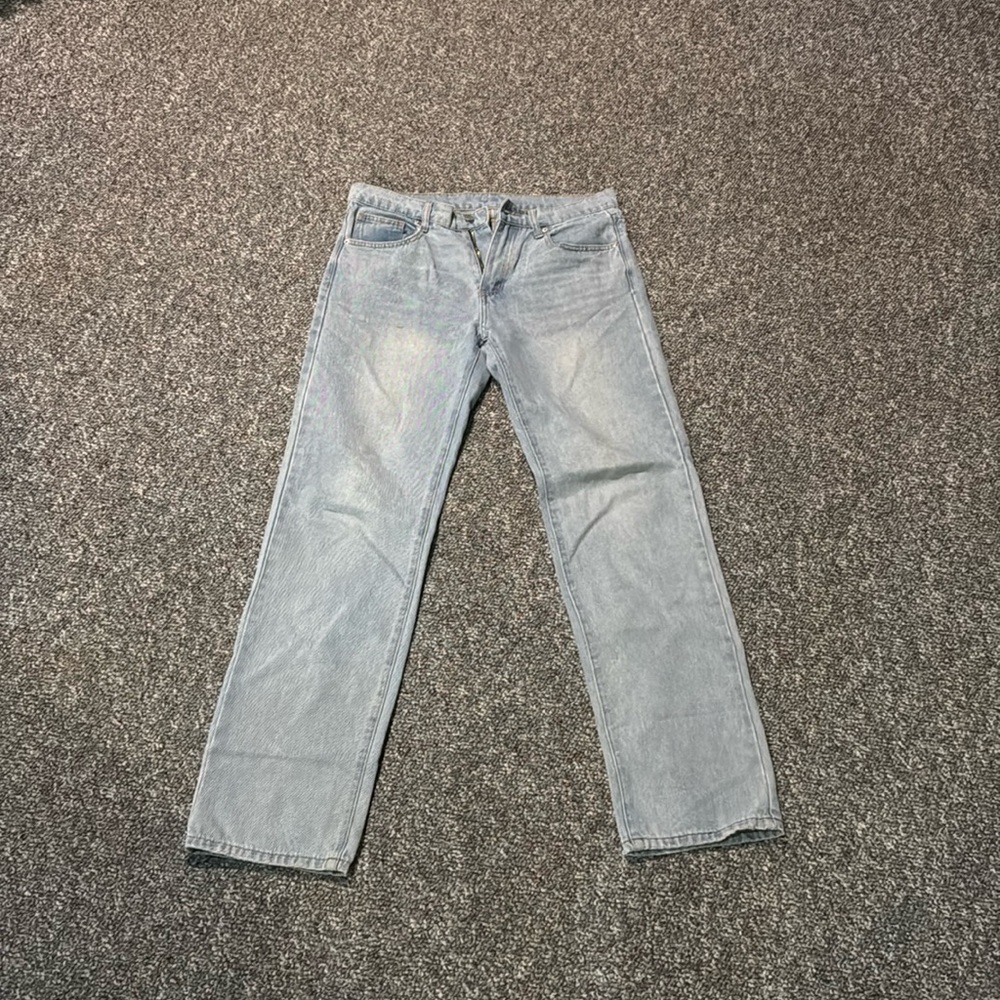 Men’s MNML baggy light wash blue jeans 33x34